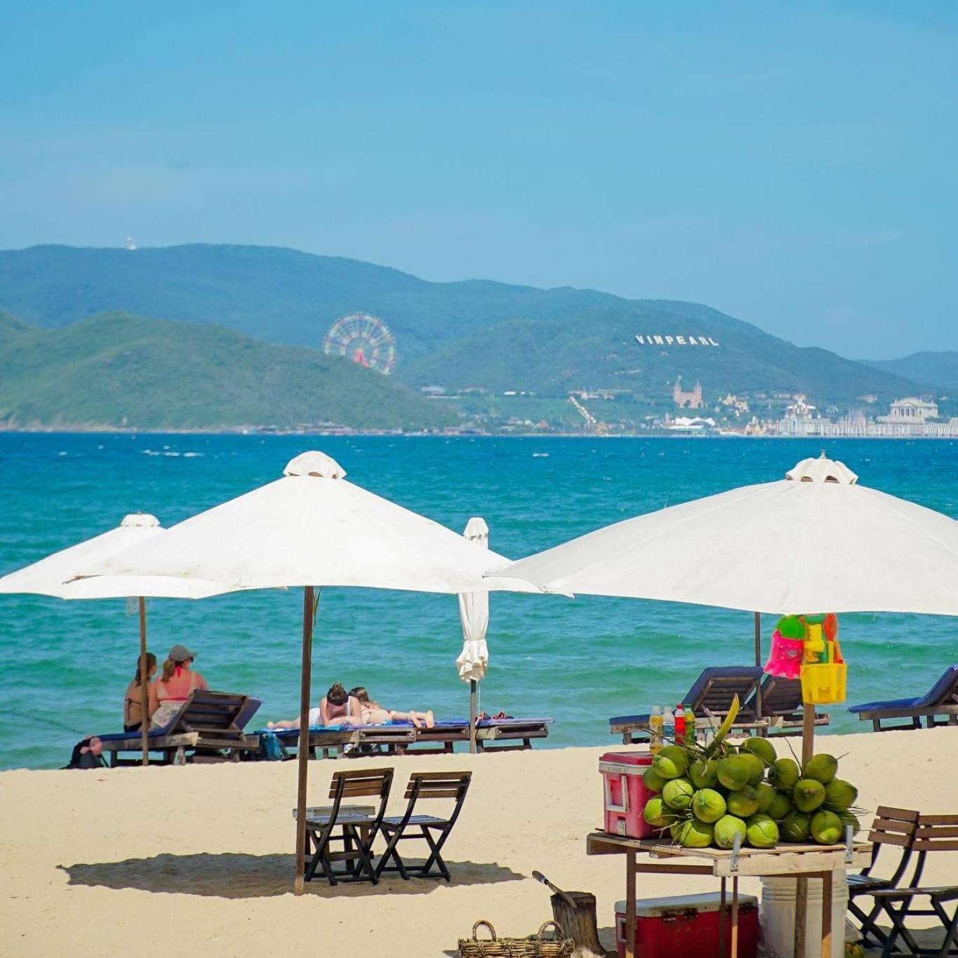 ホテル Panorama Luxury Beach ニャチャン エクステリア 写真