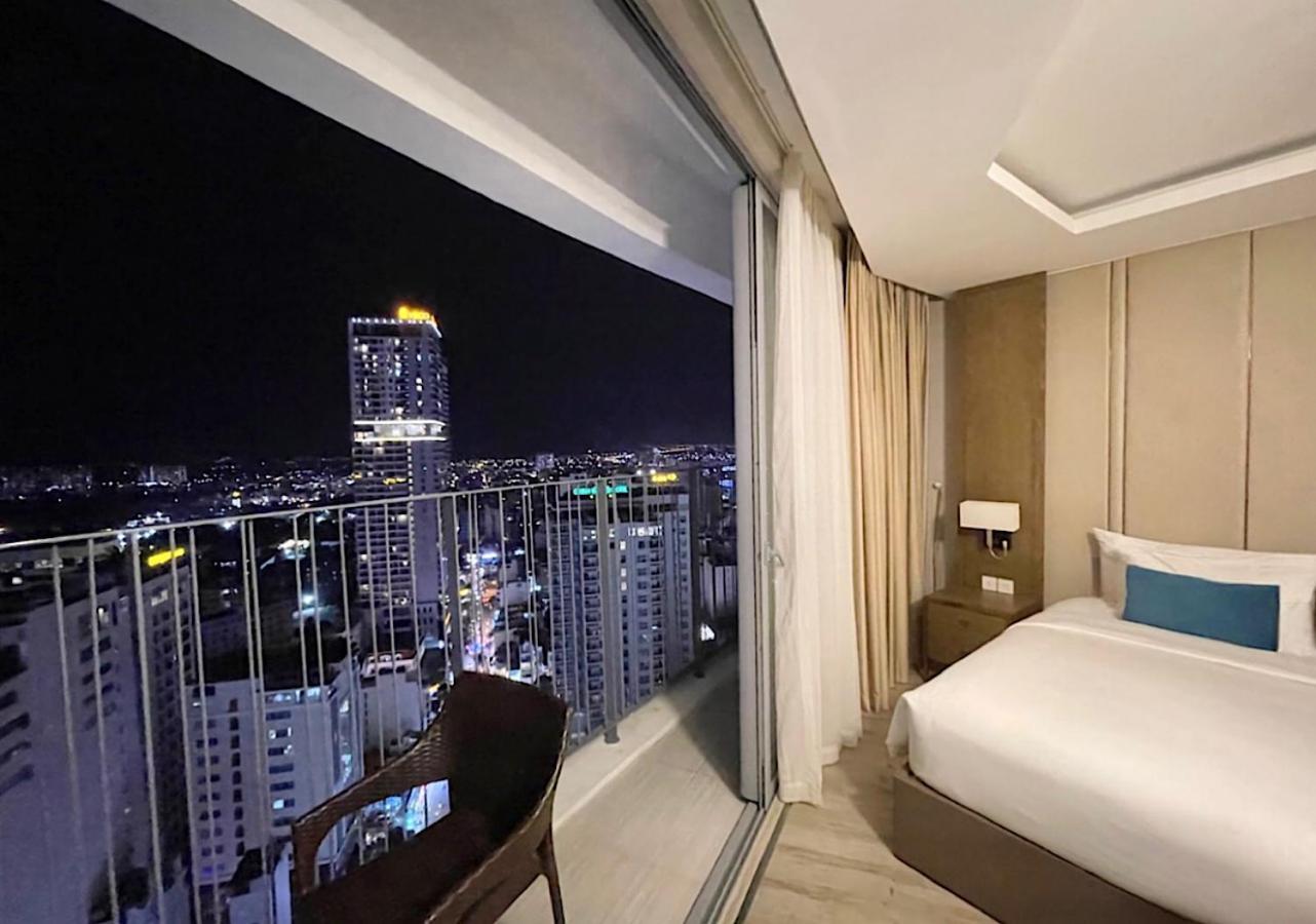 ホテル Panorama Luxury Beach ニャチャン エクステリア 写真